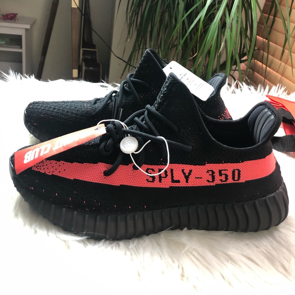New Adidas Yeezy Boost 350 V2 Core Black Red sz 10
